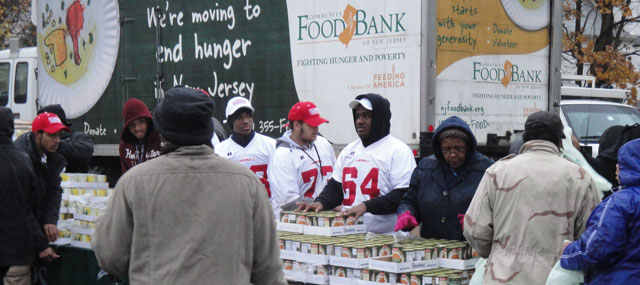 Food Banks Ask Residents to Donate
