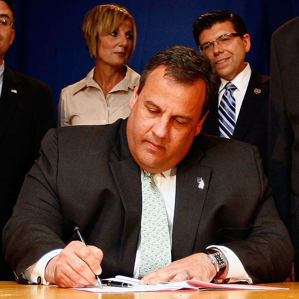 Governor Christie Signs Urban Hope Act