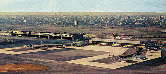 The Newarker: An Airport Restaurant That Became A Destination Unto Itself