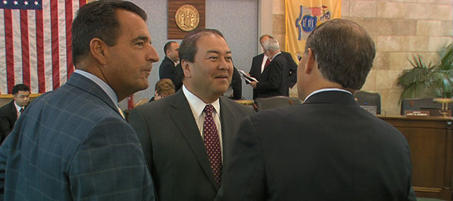 As Deadline Nears, Lawmakers Have Yet to Produce a State Budget