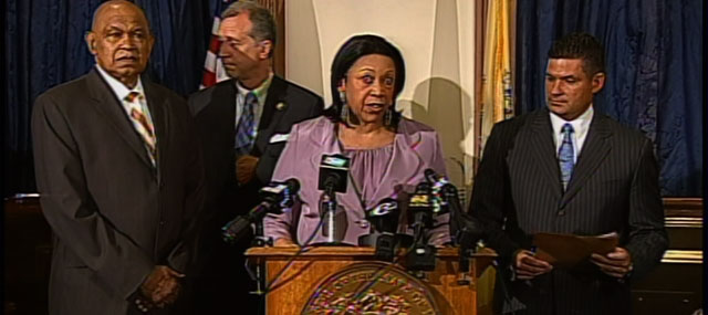 Democrats Remain Opposed to Christie’s Income Tax Plan