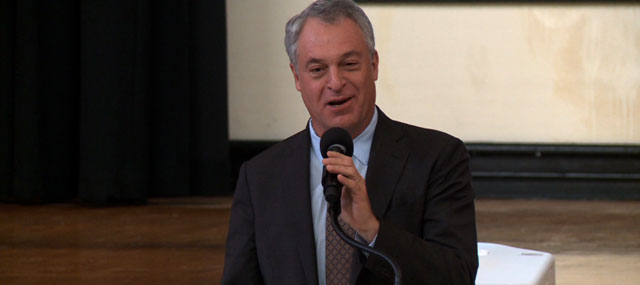 Education Commissioner Cerf Avoids Talk of State Control of Newark Schools