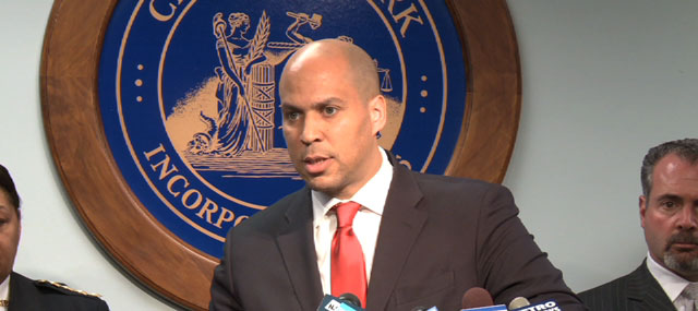 Booker Balks at Challenging Christie, Sets Sights on Lautenberg in ‘14
