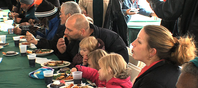 Soup Kitchen Spreads Holiday Cheer to Newark’s Needy