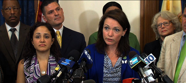 Democratic Leaders and Newtown Victims’ Families Encourage Stricter Gun Laws