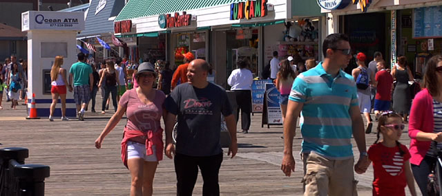 People Flock to Jersey Shore for Memorial Day