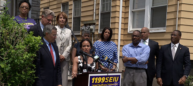 Five Democrats on the Ballot Come Together on Foreclosure Issue