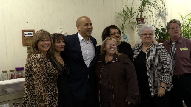 Booker, Lonegan Concentrate on Getting Out the Vote on Election’s Eve