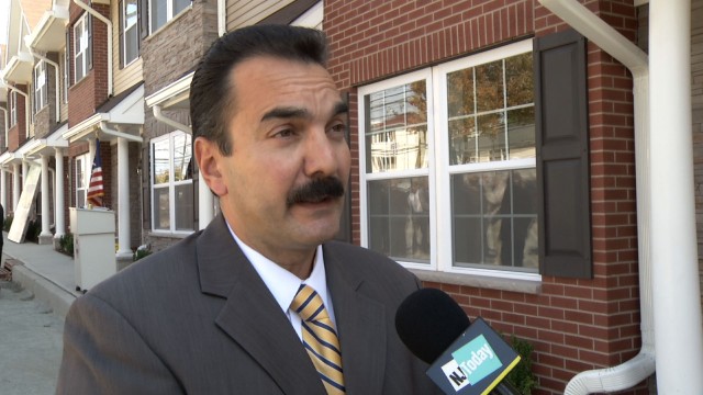 Assembly Dems Likely to Choose Prieto to Replace Oliver as Speaker