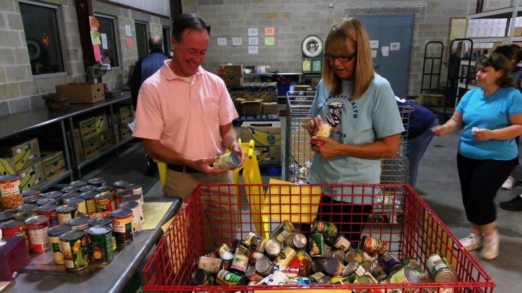 Reduction to SNAP Benefits Worries NJ Food Bank Workers