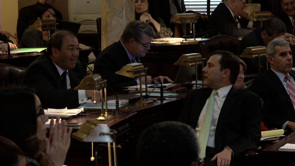 Senate Passes DREAM Act, Fails to Override Christie Veto