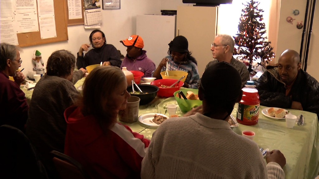 Extended Hand Ministries Helps Homeless This Christmas