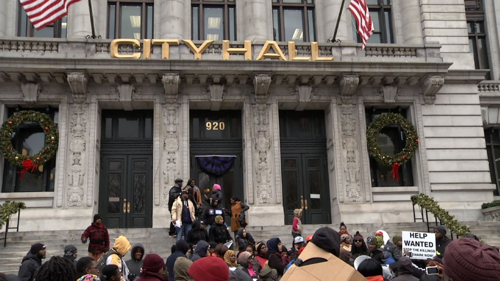 NJTV News with Mike Schneider: Dec. 30, 2013