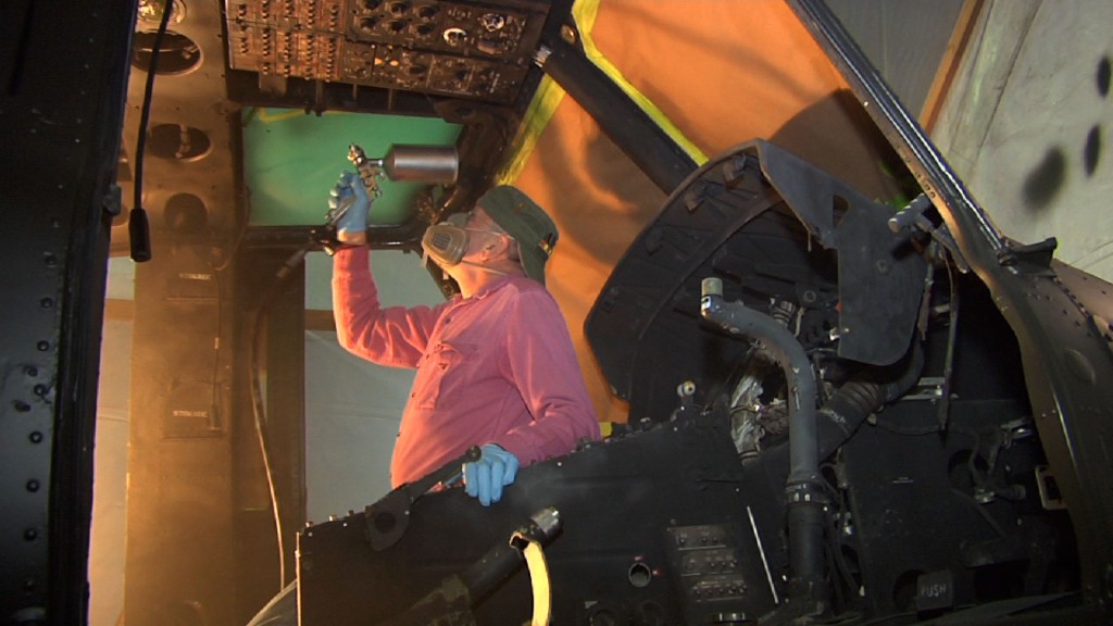 Vietnam Vets Work to Restore Military Helicopter