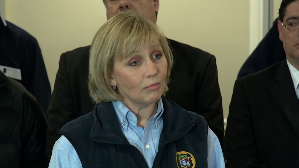 Guadagno Blasts Zimmer as Charges Against Christie Mount