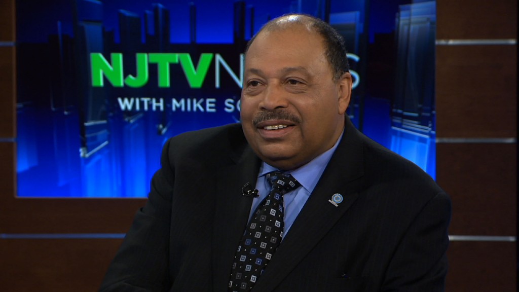 Currie Says Christie Should Work on Problems in NJ