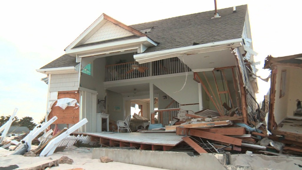 Poll Finds Higher Rate of Emotional Distress Among Sandy Victims