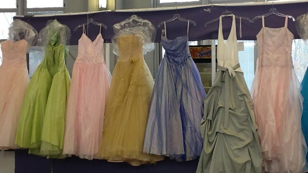 Old Bridge Glass Slipper Project Helps Students Afford Prom