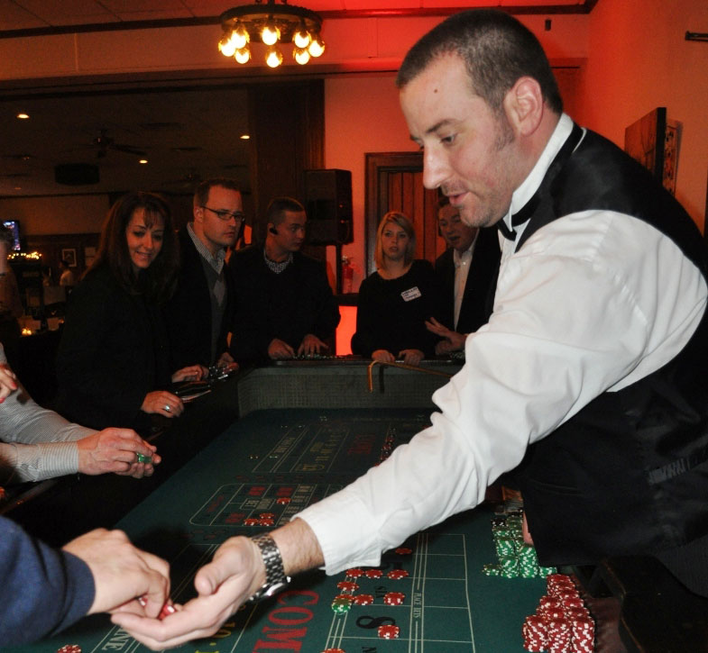 Largest NJ AIDS Foundation Raises Money to Provide Free Services