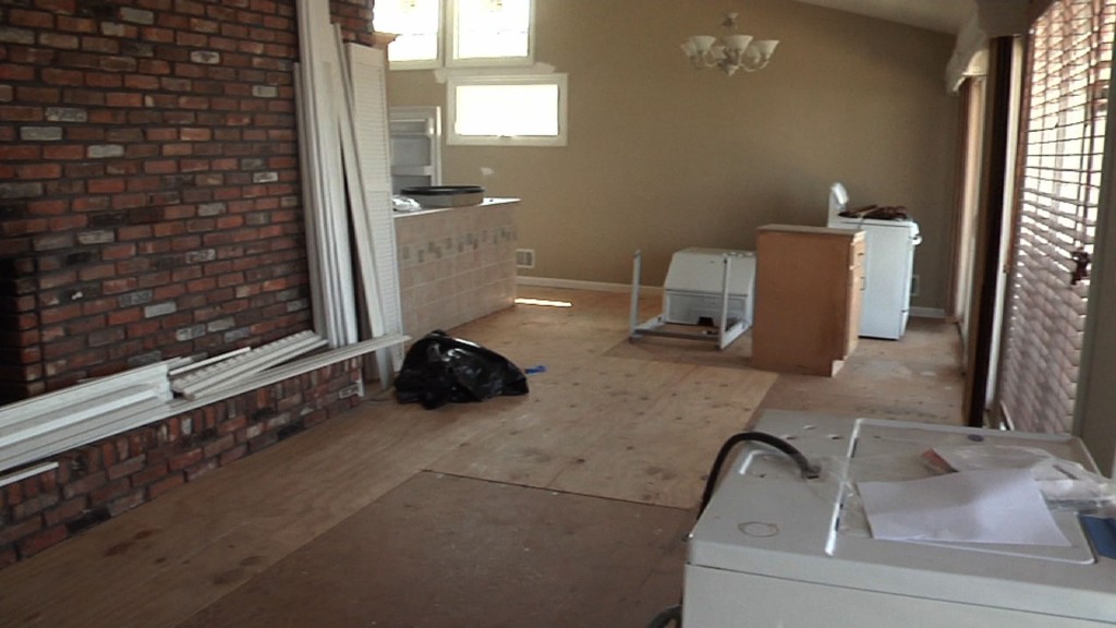Sandy Victims Say They Need FEMA to Extend Insurance Deadline