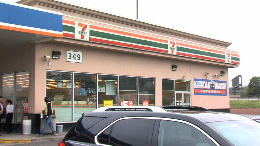 7-Eleven Franchisee Sues Company for Trying to Seize Stores