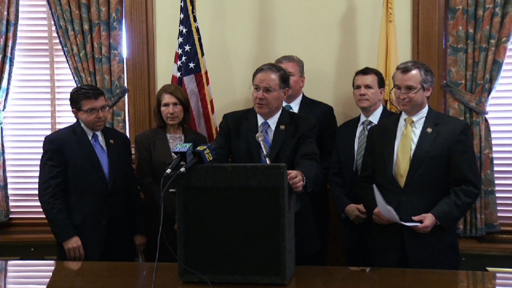 GOP Claims Dems Looking Toward 2017 Instead of Focusing on Current Issues