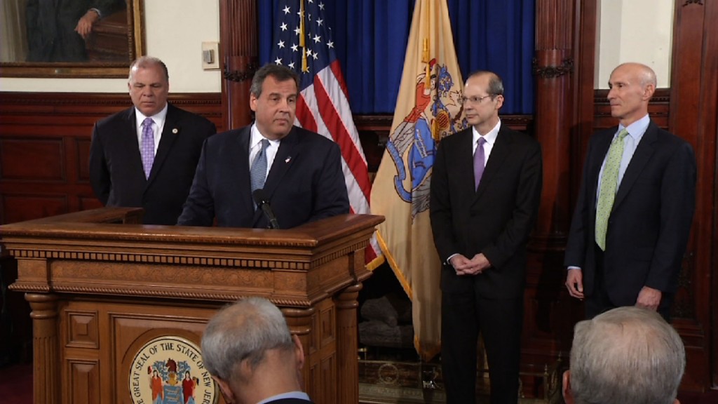 Christie Re-Appoints Chief Justice Rabner, Nominates Solomon