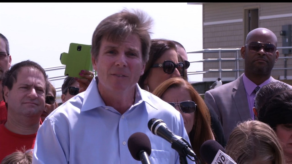 Showboat Employees, Asm. Brown Decry Casino Closure