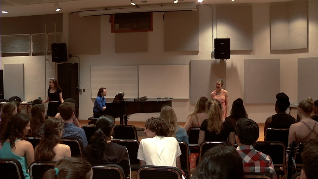Mason Gross Gives High School Actors the College Experience