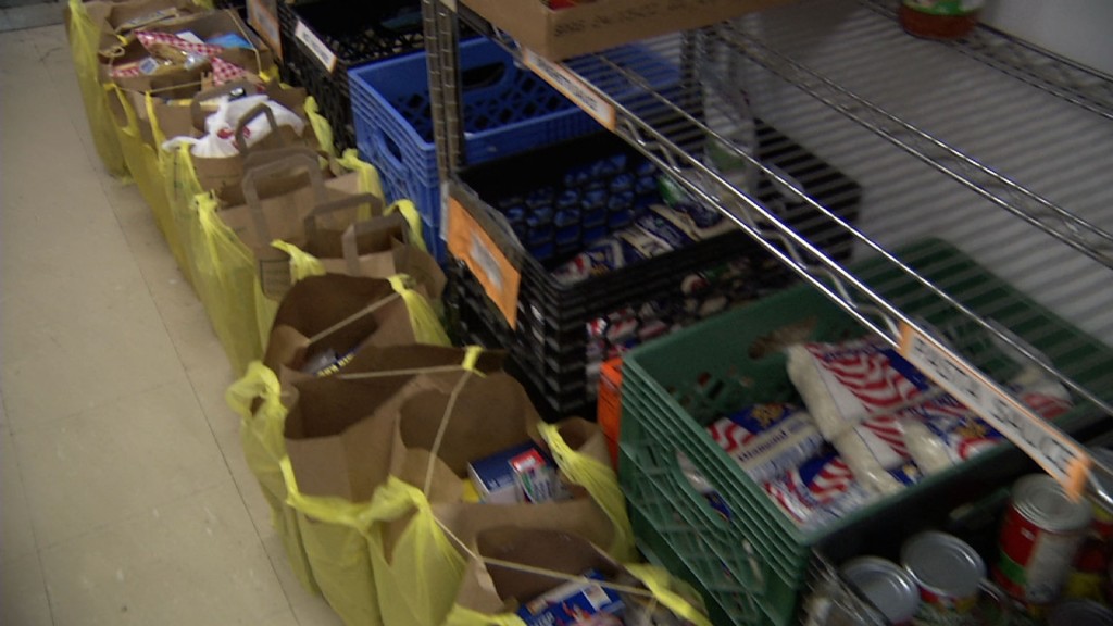 SNAP Application Backlog Leaves NJ Residents Waiting for Food Stamps