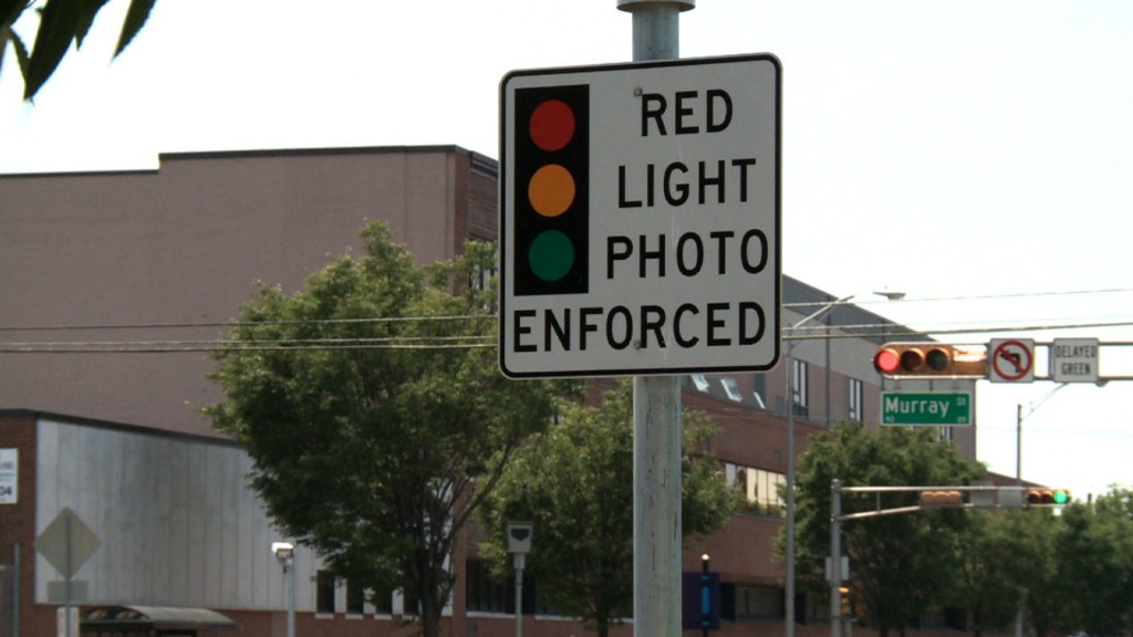 NJ Courts Order Towns To Dismiss Red Light Camera Tickets