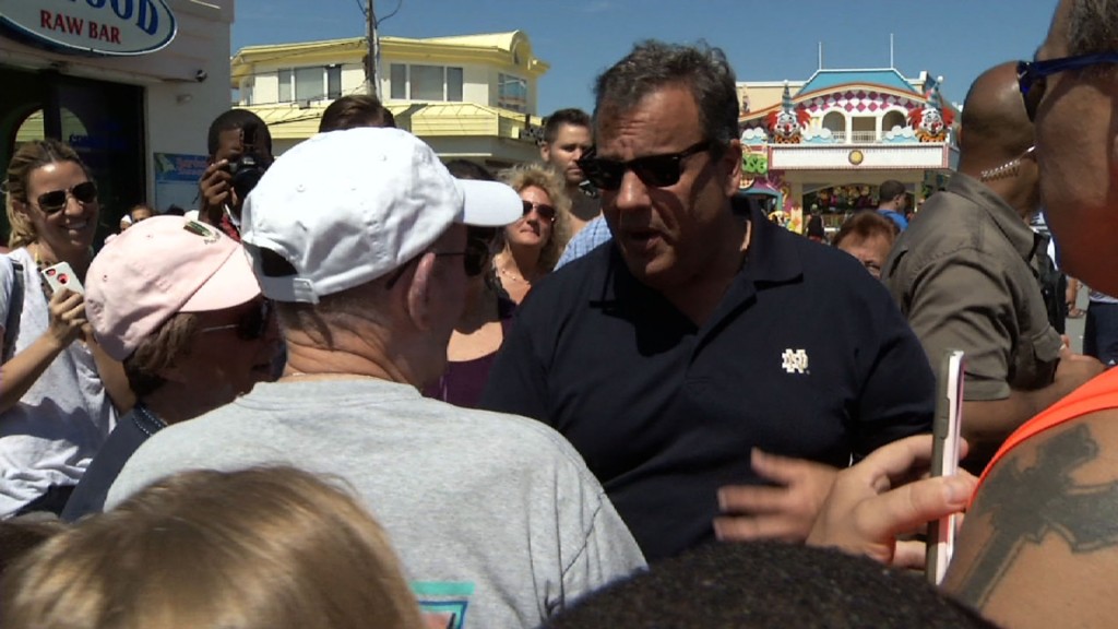Christie Visits Shore Ahead of Labor Day