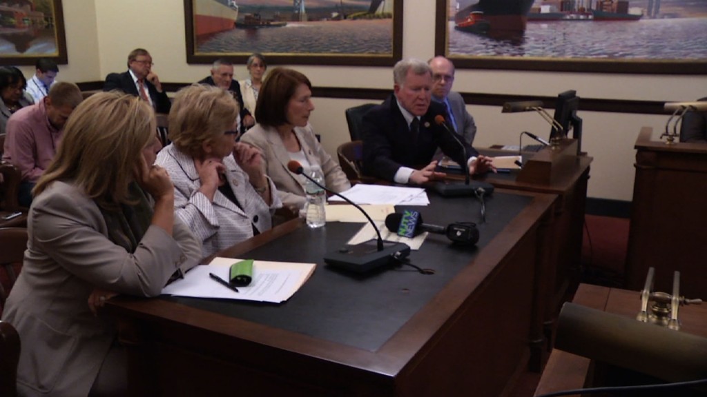 Port Authority Reform Bill Advances Through Senate Committee