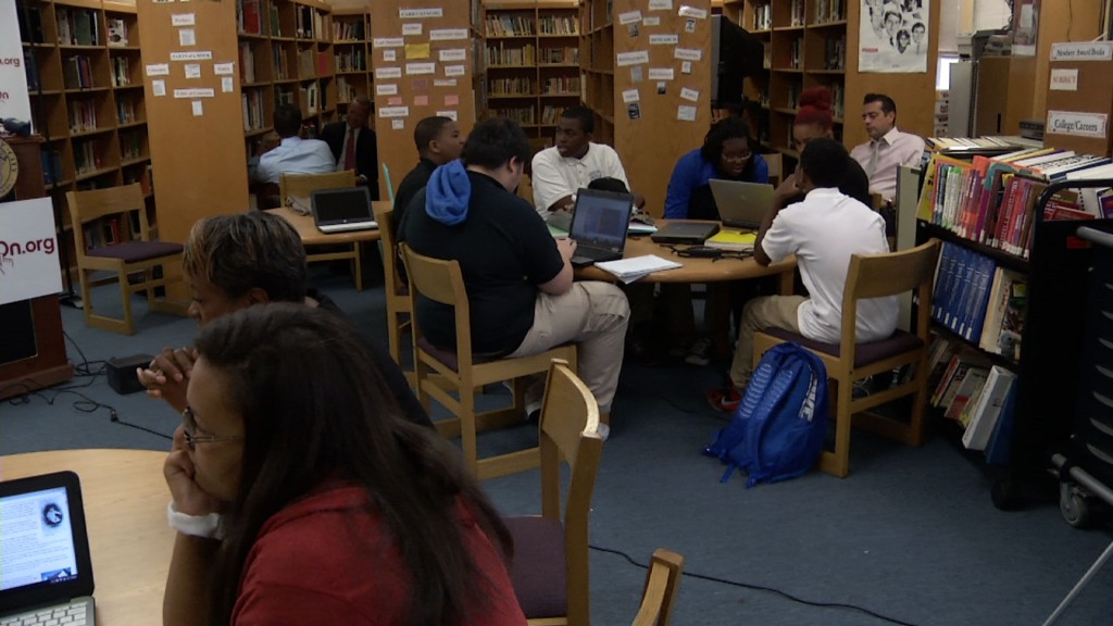 Non-Profit Offers Broadband to Low Income Students
