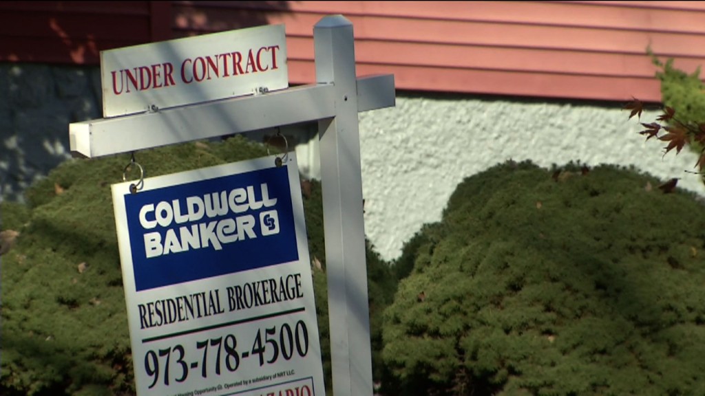 Mortage Rates Dropping, Reaching Historic Lows