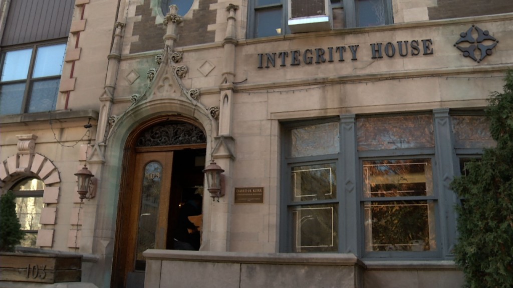 Pilot Program Offers Free Treatment to Addicts Who Detox