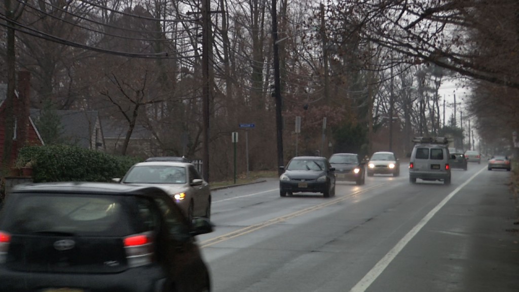 AAA Survey: Seniors Say They Should Take Driving Tests