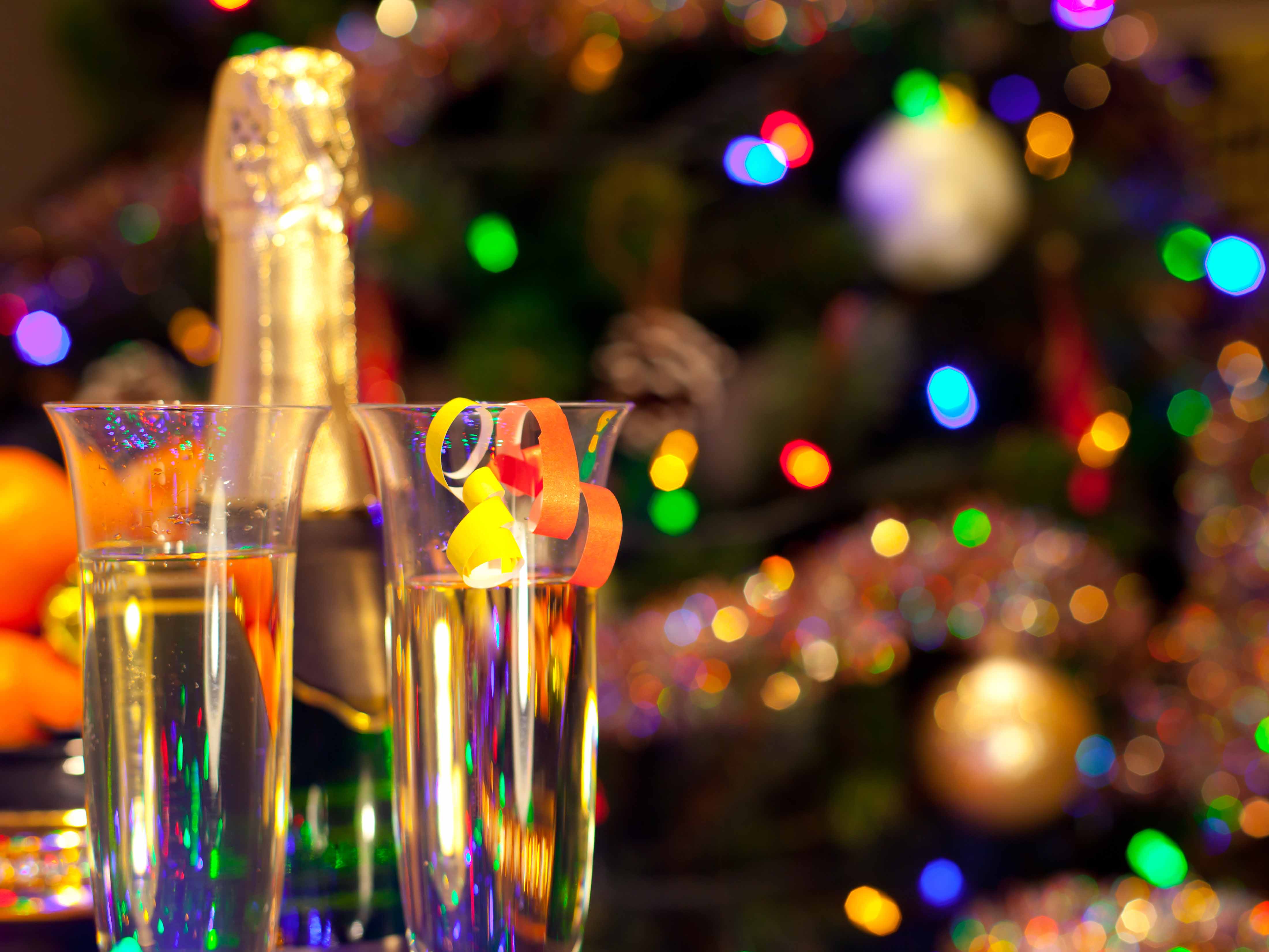 Holiday Drinking: Beware Seasonal Triggers for Overindulging in Alcohol