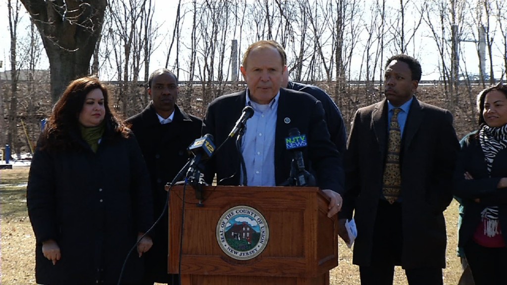 Residents Blast Exxon Settlement