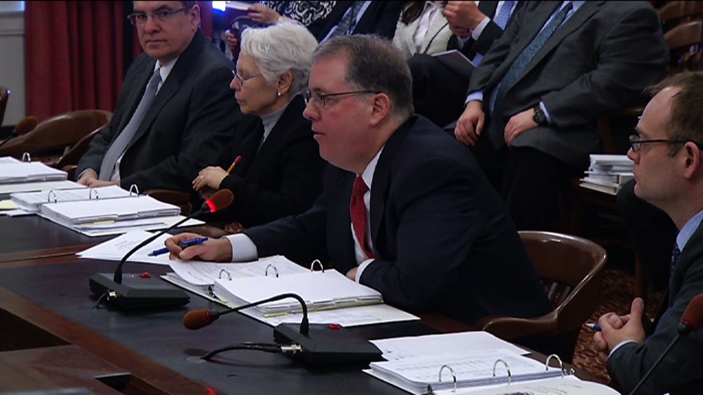 Governor and Legislature Expect Similar Revenue Growth