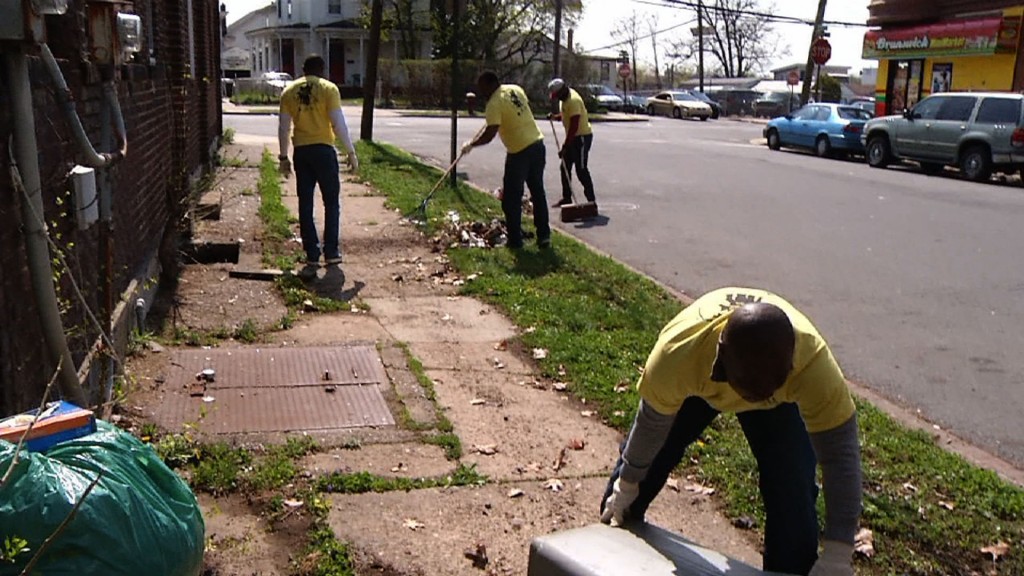 Volunteers Clean Trenton During Litter March