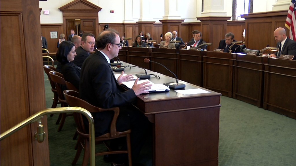 Lawmakers Discuss Legislation to Help Patients Avoid Unexpected Out-of-Network Charges