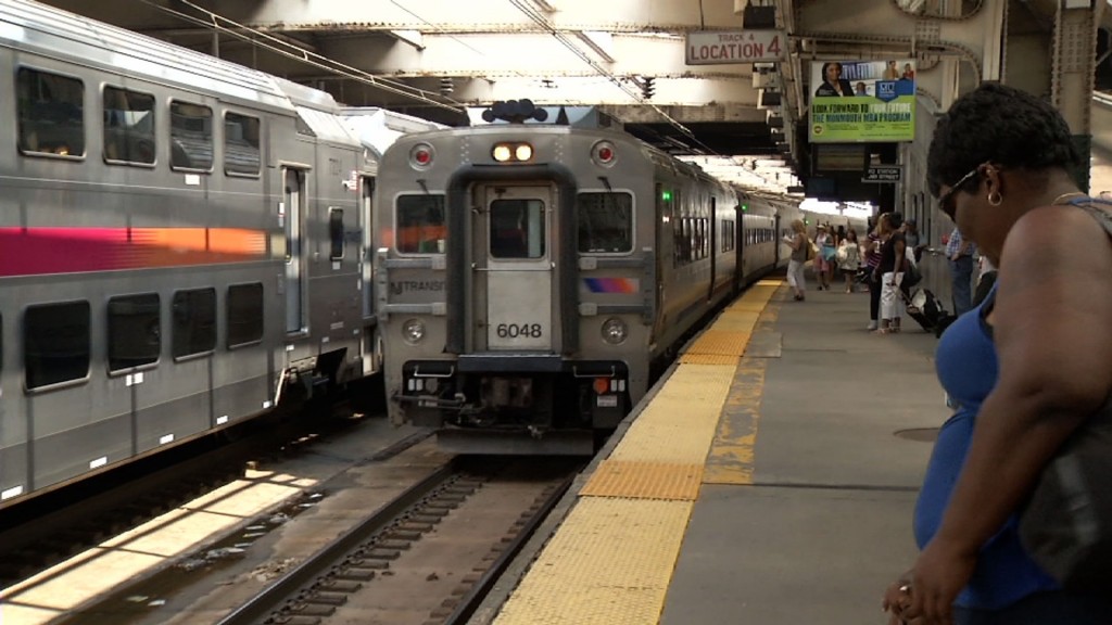 Transit Advocate Coalition Calls Out Democrats for Stiffing Commuters
