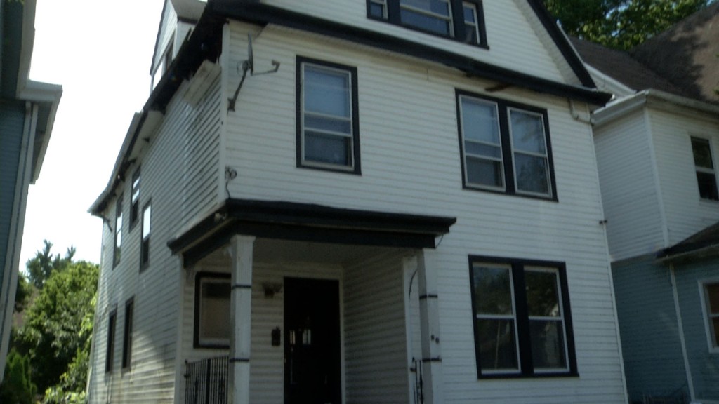 East Orange Works to Clean Up Abandoned Properties