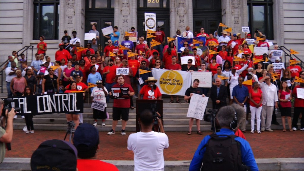 Some See Cerf as Sorry Selection for Newark’s Schools