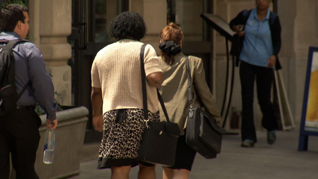 SEC Vote Will Require Companies to Disclose Wage Gap Between Workers, CEOs
