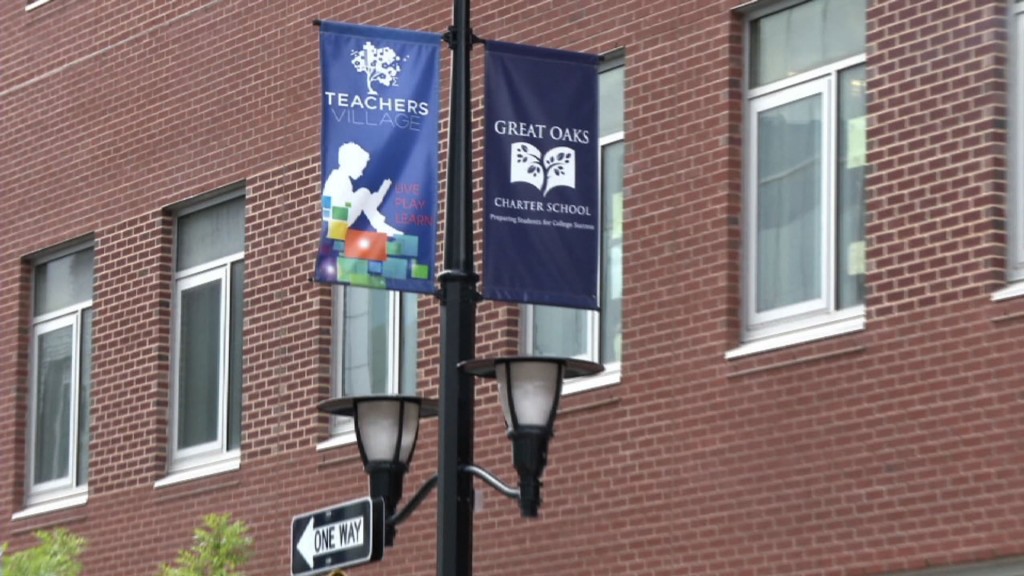 College Grads Get One-of-a-kind Experience In Exchange For Tutoring Newark Students For a Year