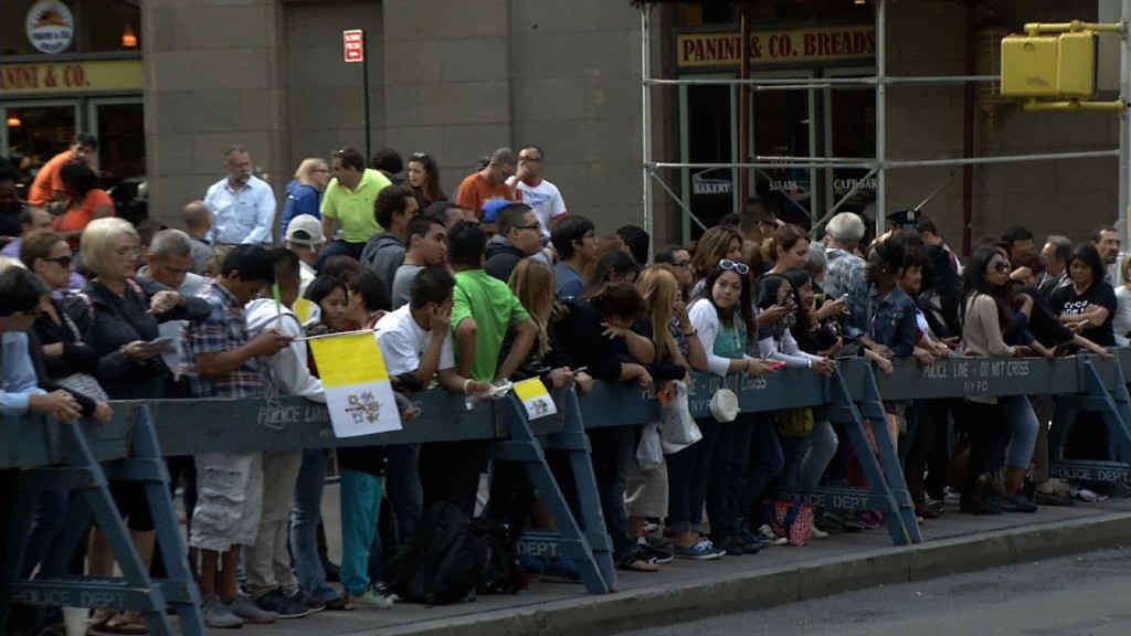 Faithful Make Their Way to New York For Papal Visit