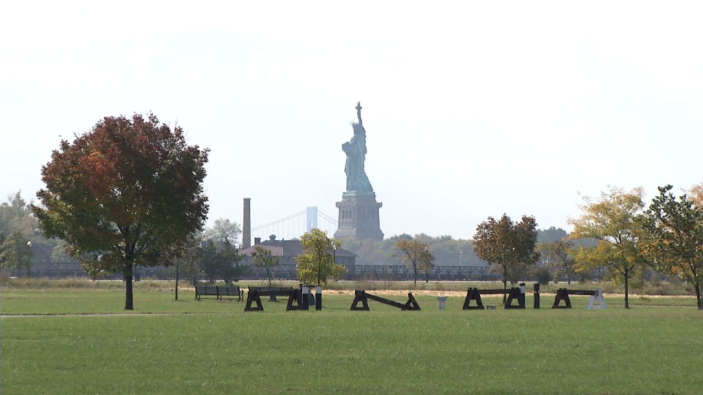 Oct. 9, 2015: NJTV News with Mary Alice Williams