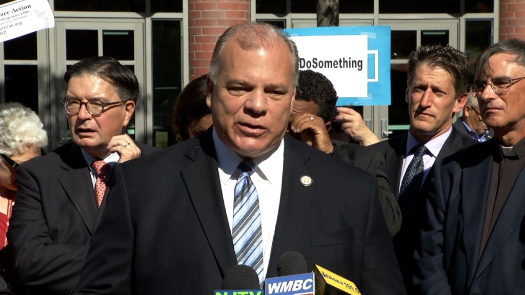 Sweeney: I Will Call State Police if Legislature Doesn’t Vote on Gun Control Bill